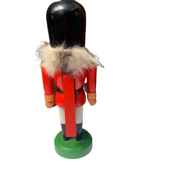 VEB Hodrewa Rothenthal Nutcracker Red Wooden Soldier - Picture 3 of 9